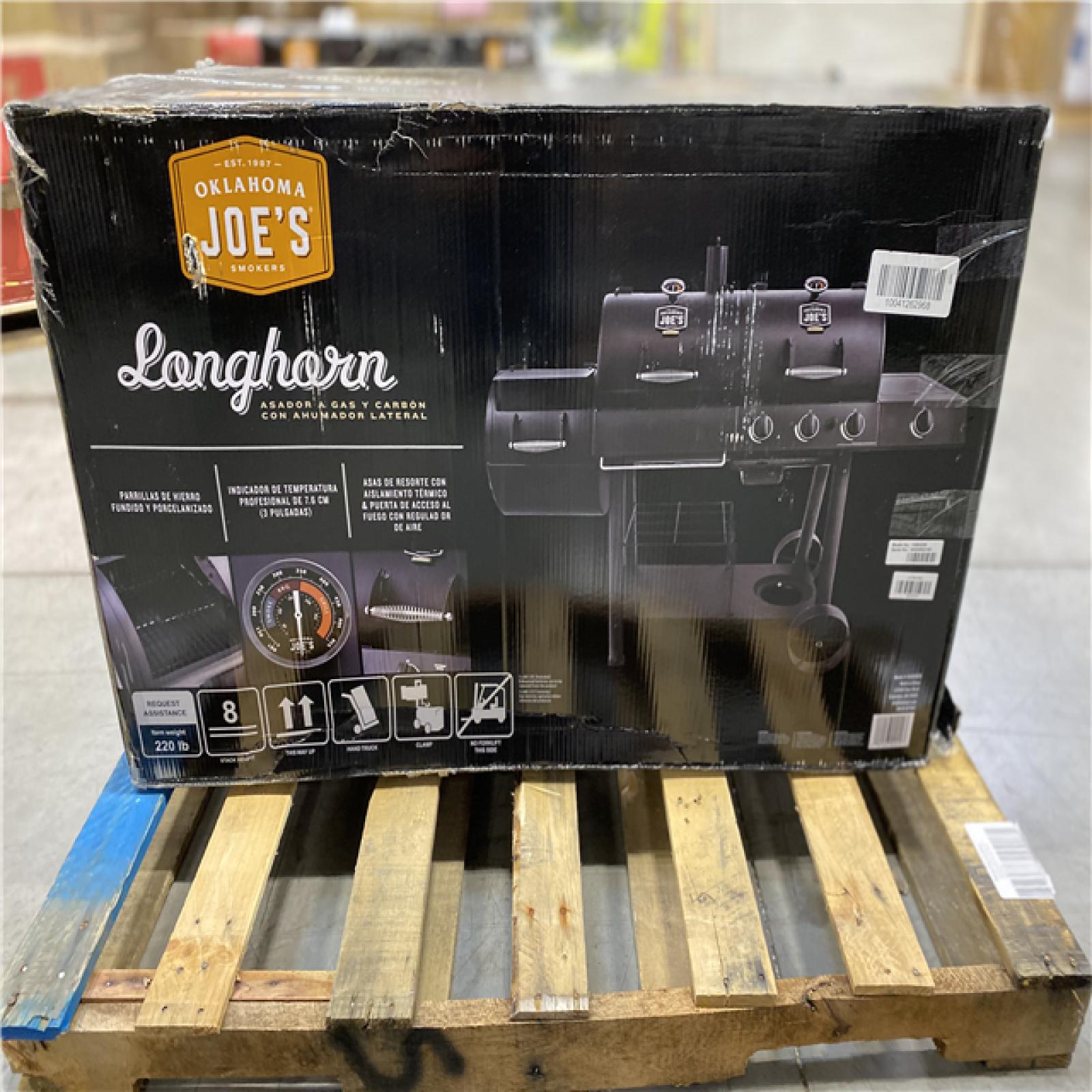 DALLAS LOCATION OKLAHOMA JOE'S Longhorn Combo 3Burner Charcoal and