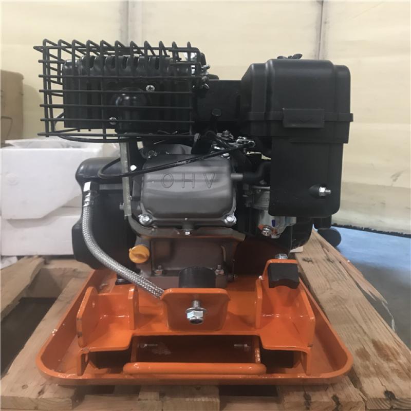 California ASIS Yardmax 2500 lb. Compaction Force Plate Compactor 6.5HP/19