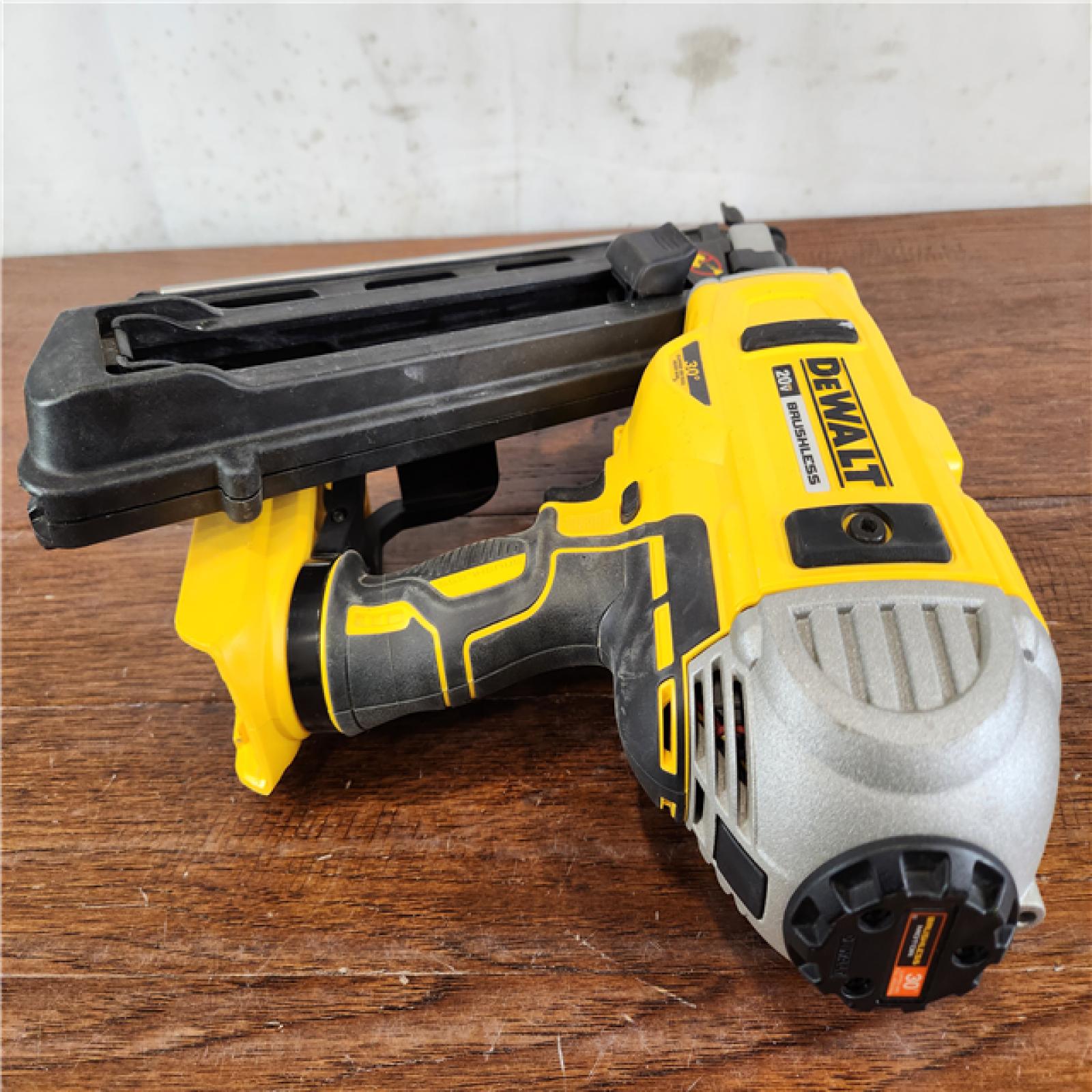ASIS DEWALT 20V MAX XR Cordless Brushless 2Speed 30 Degree Framing