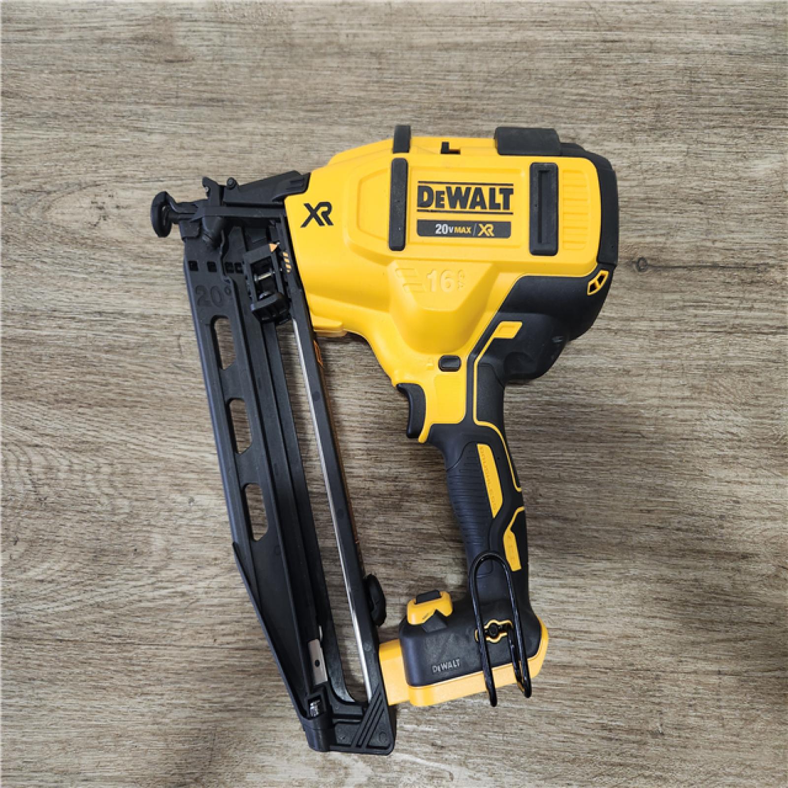Phoenix Location NEW DEWALT 20V MAX XR LithiumIon Electric Cordless 16Gauge Angled Finishing