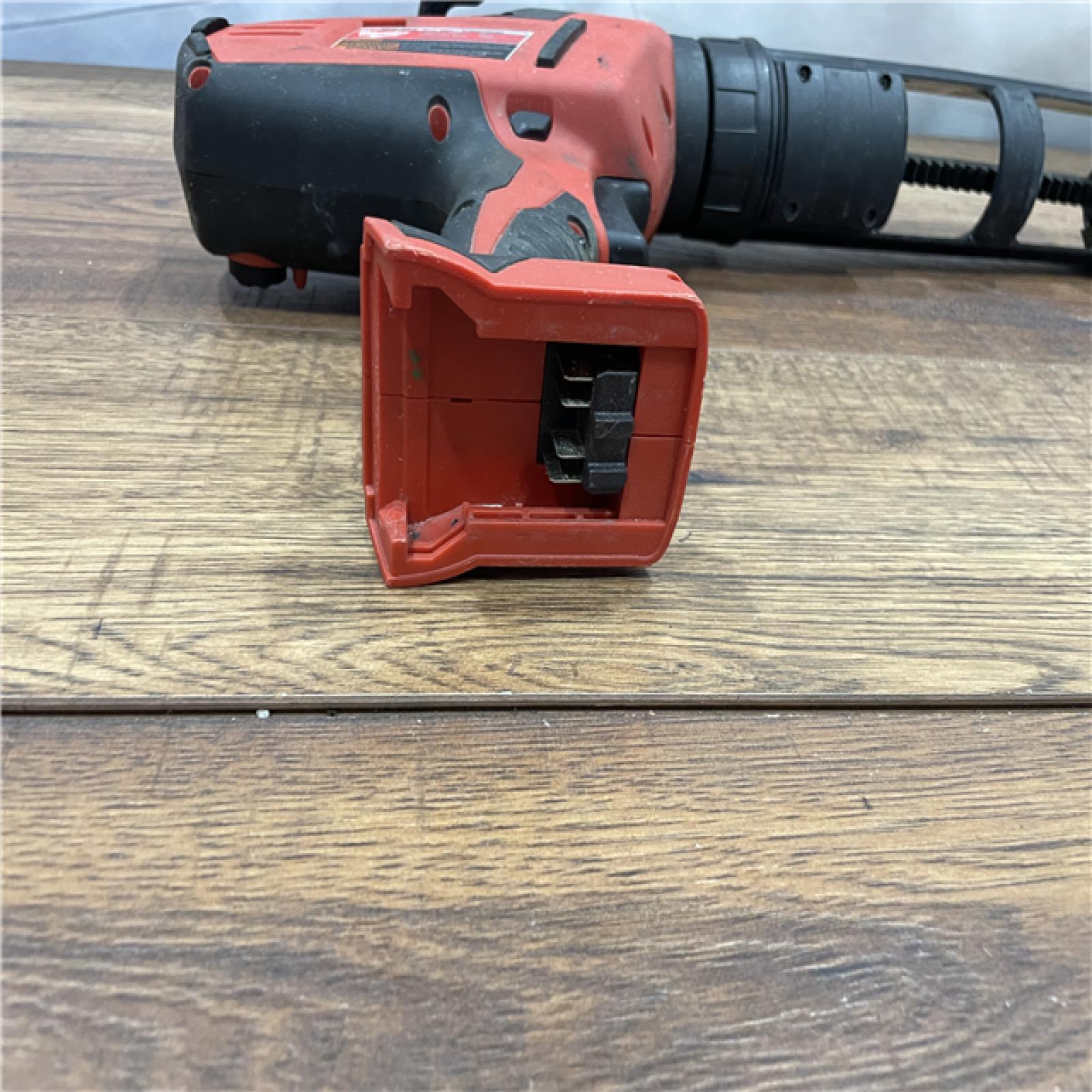 AS-IS Milwaukee M18 18-Volt Lithium-Ion Cordless 10 oz. Caulk and