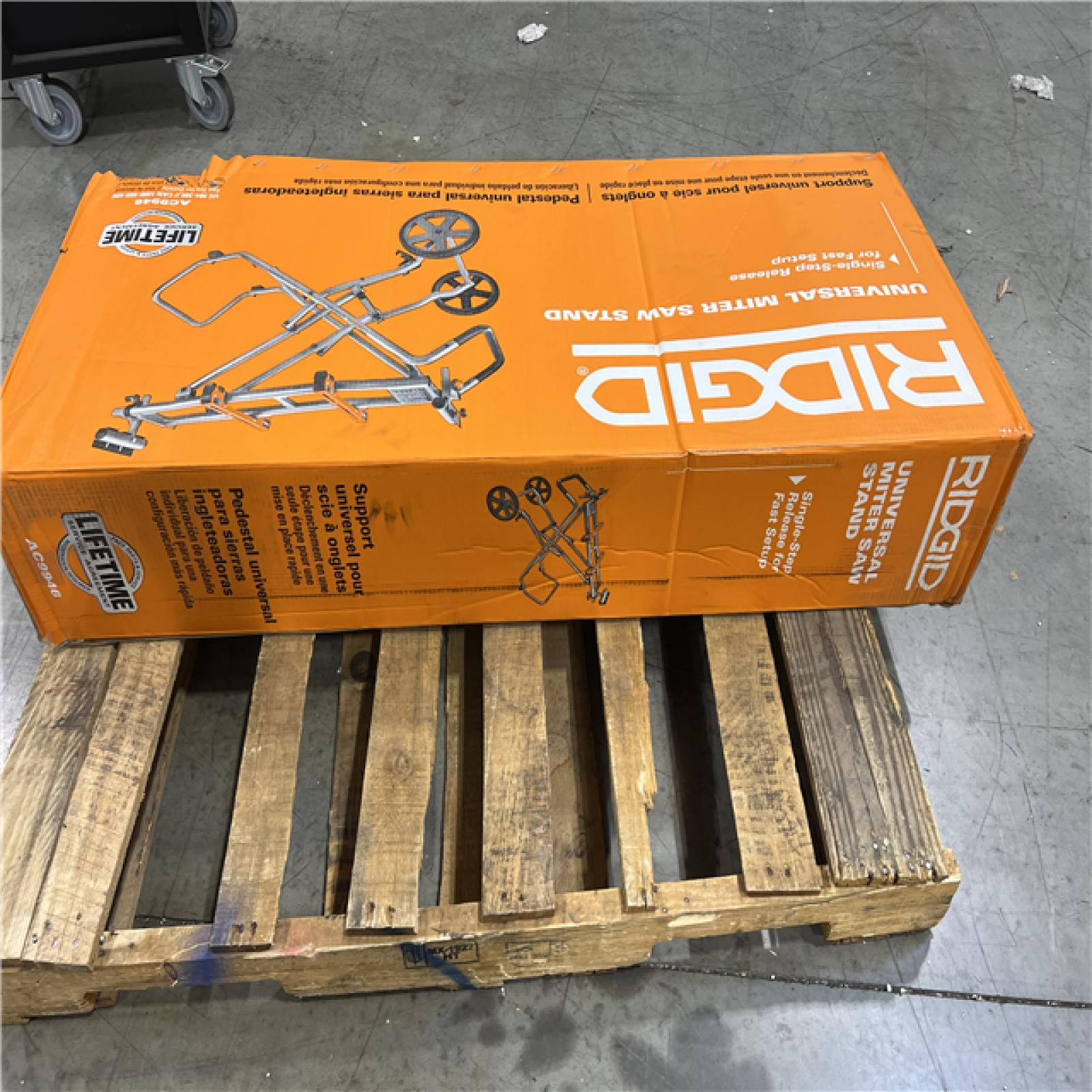 NEW! - RIDGID Foldable Mobile Miter Saw Stand with Mounting Braces