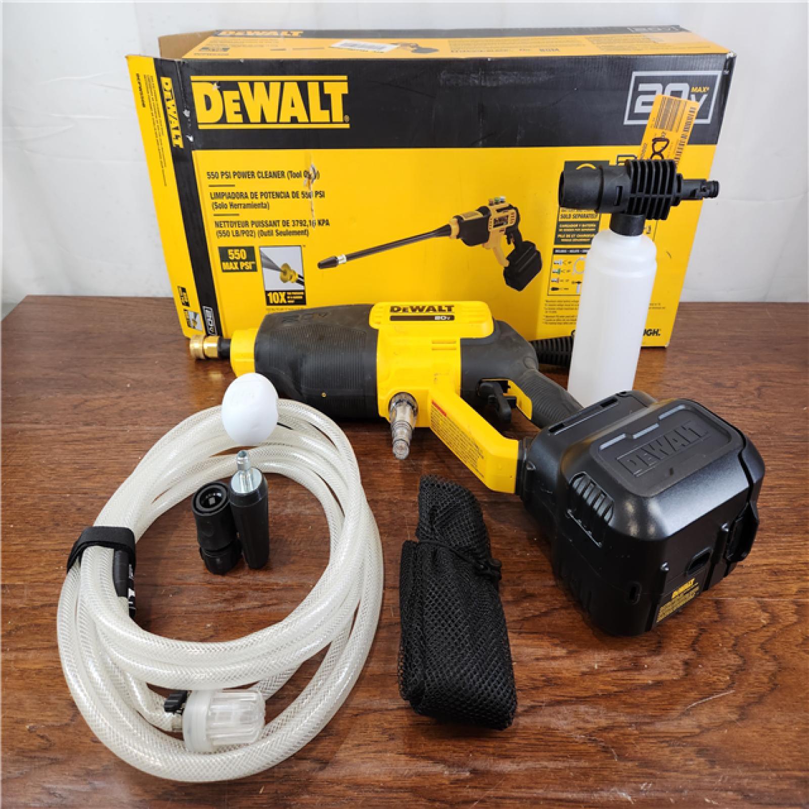 ASIS DEWALT 20V MAX 550 PSI 1.0 GPM Cold Water Cordless Electric Power