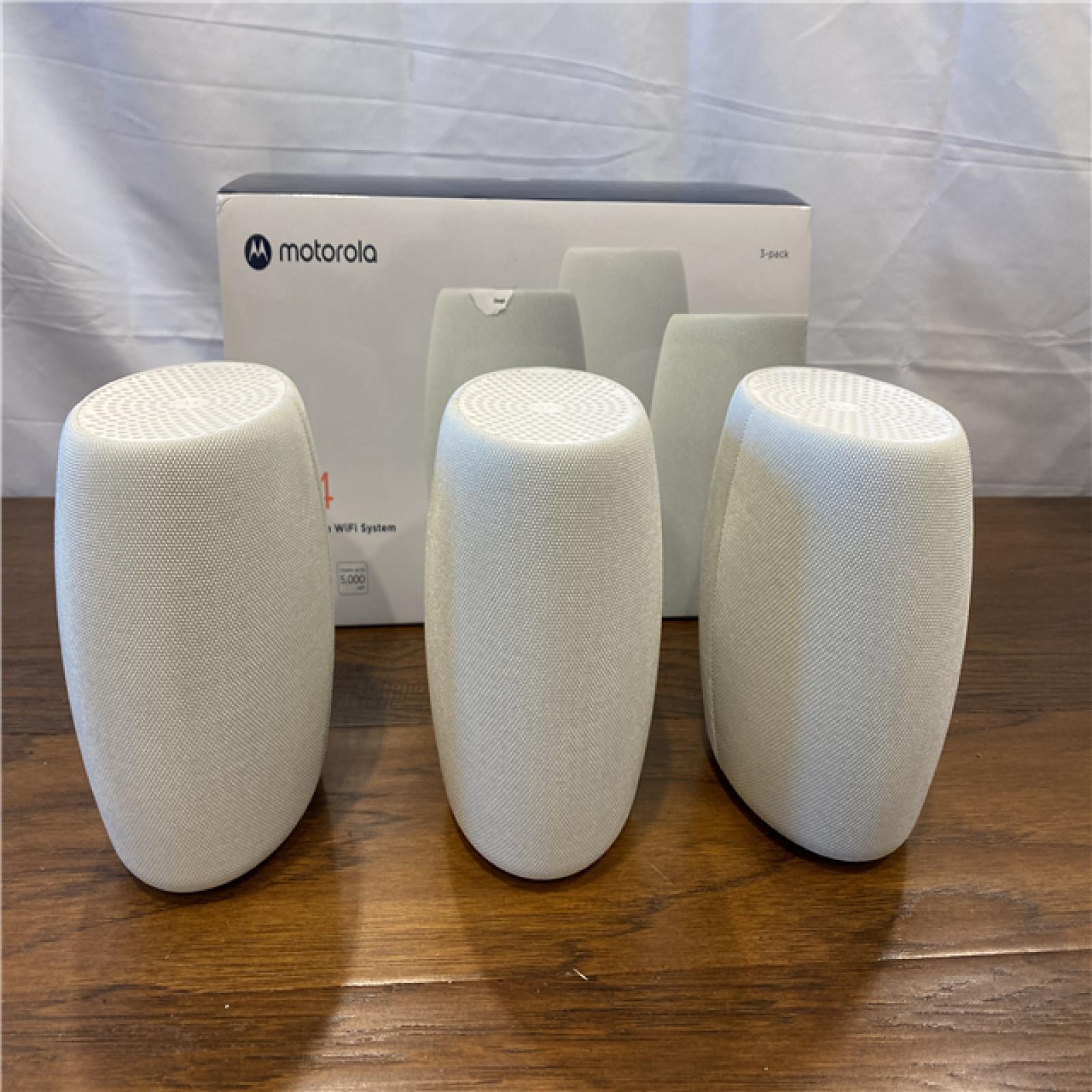 AS-IS Motorola - Q14 Tri-Band Mesh Wi-Fi 6E System (3-Pack) - White