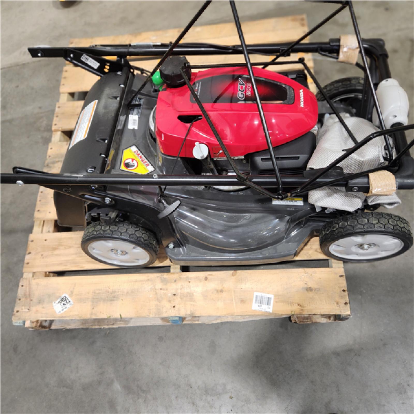 Dallas Location - As-Is Honda 21 in. Nexite Variable Speed 4-in-1 Gas