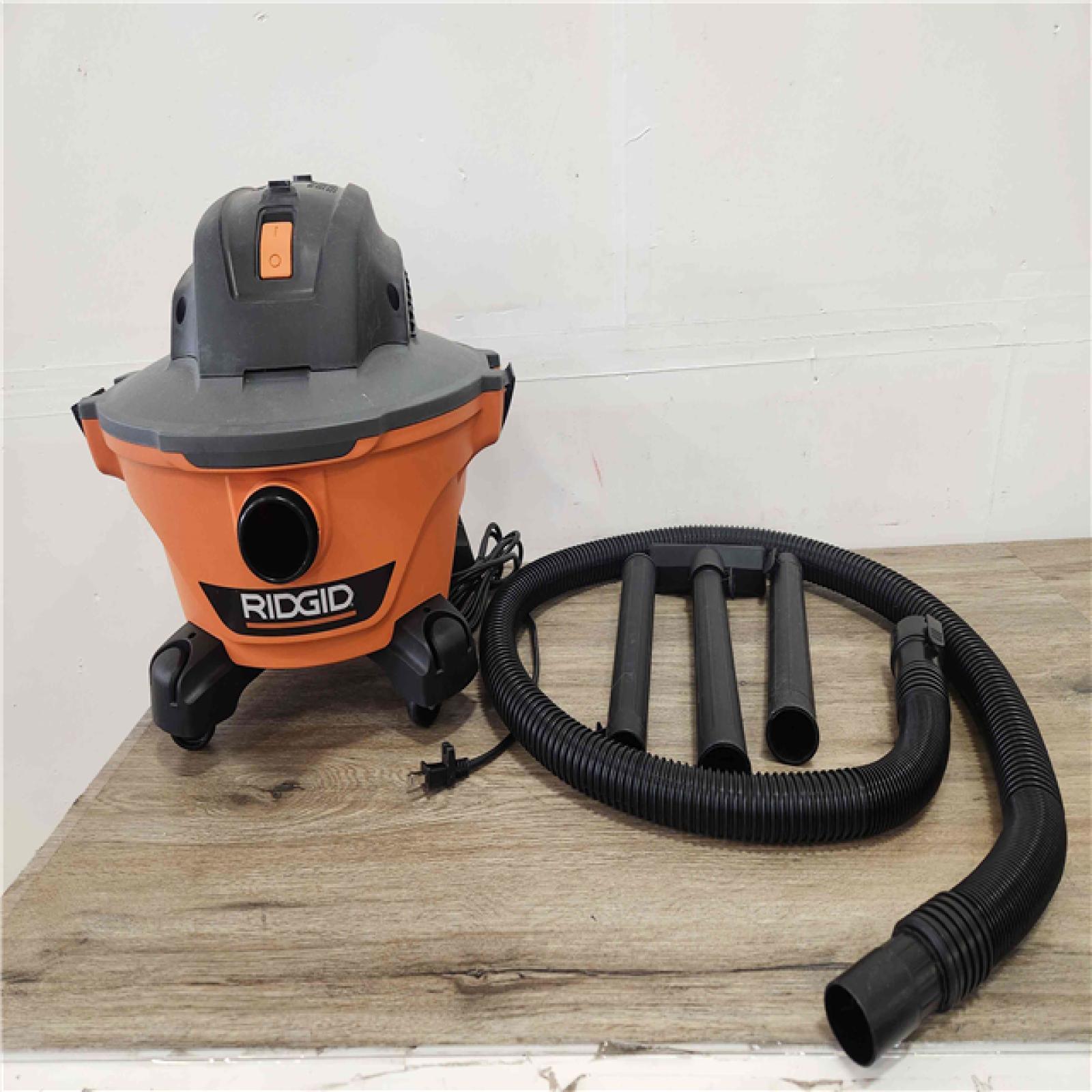 Phoenix Location RIDGID 6 Gallon 3.5 Peak HP NXT Wet/Dry Shop Vacuum