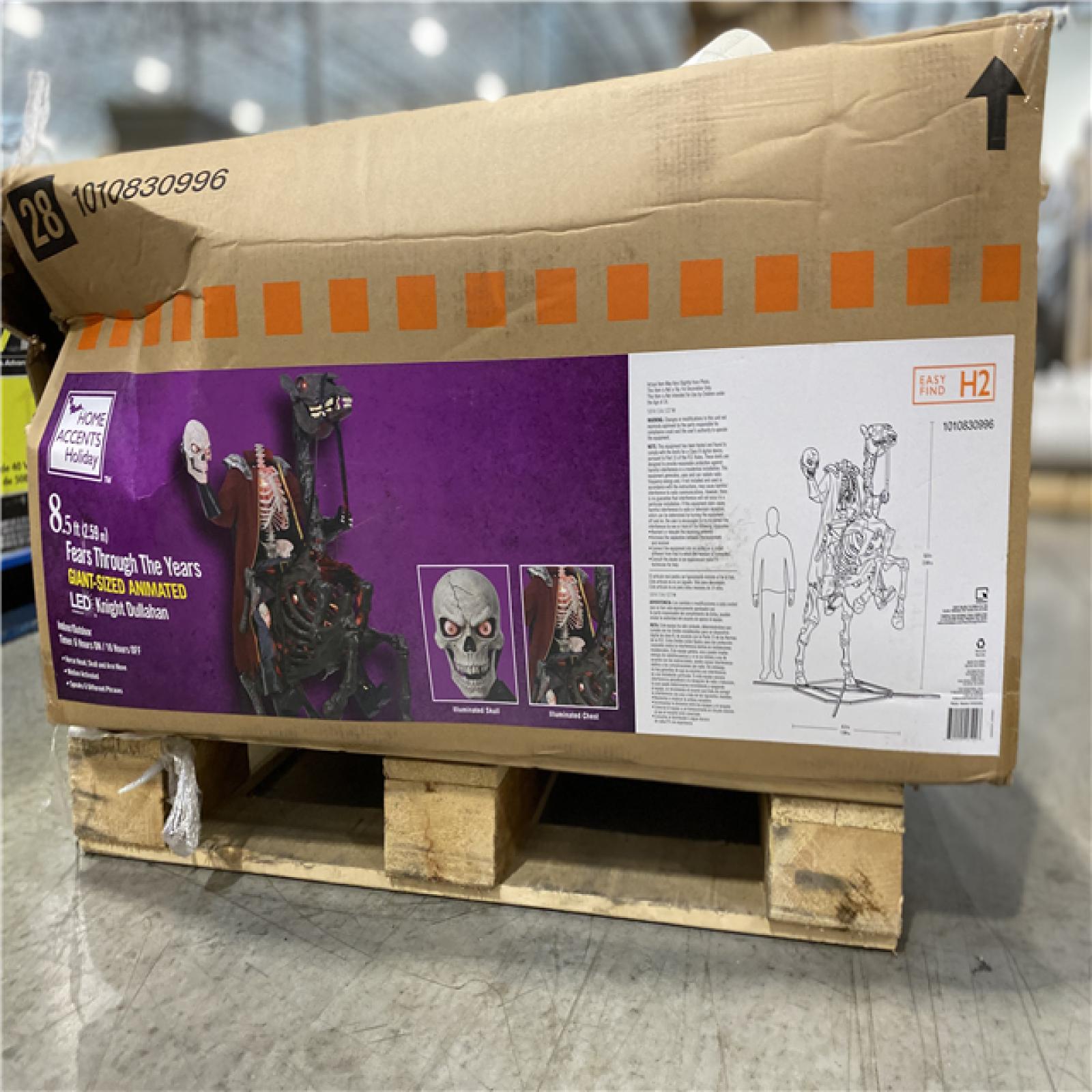 DALLAS LOCATION Home Accents Holiday 8.5 ft. GiantSized Animated LED