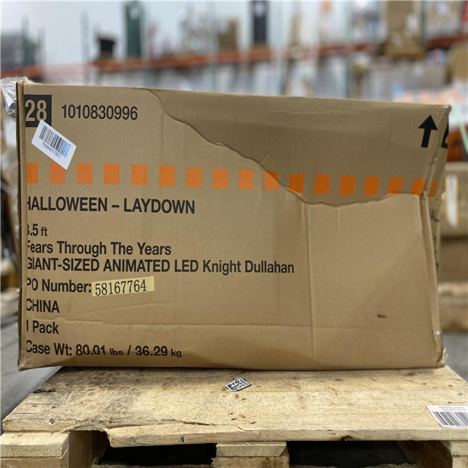 DALLAS LOCATION Home Accents Holiday 8.5 ft. GiantSized Animated LED