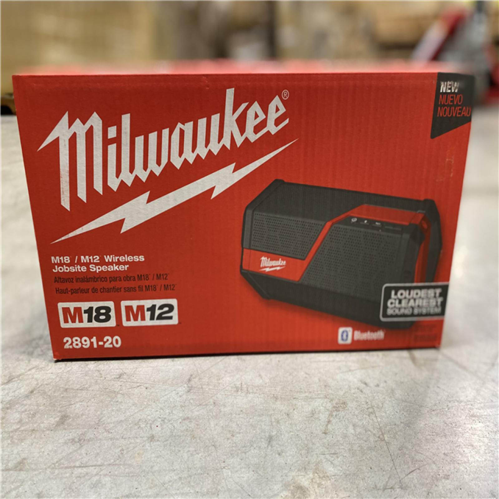 DALLAS LOCATION - Milwaukee M18/M12 Lithium-Ion Cordless Wireless
