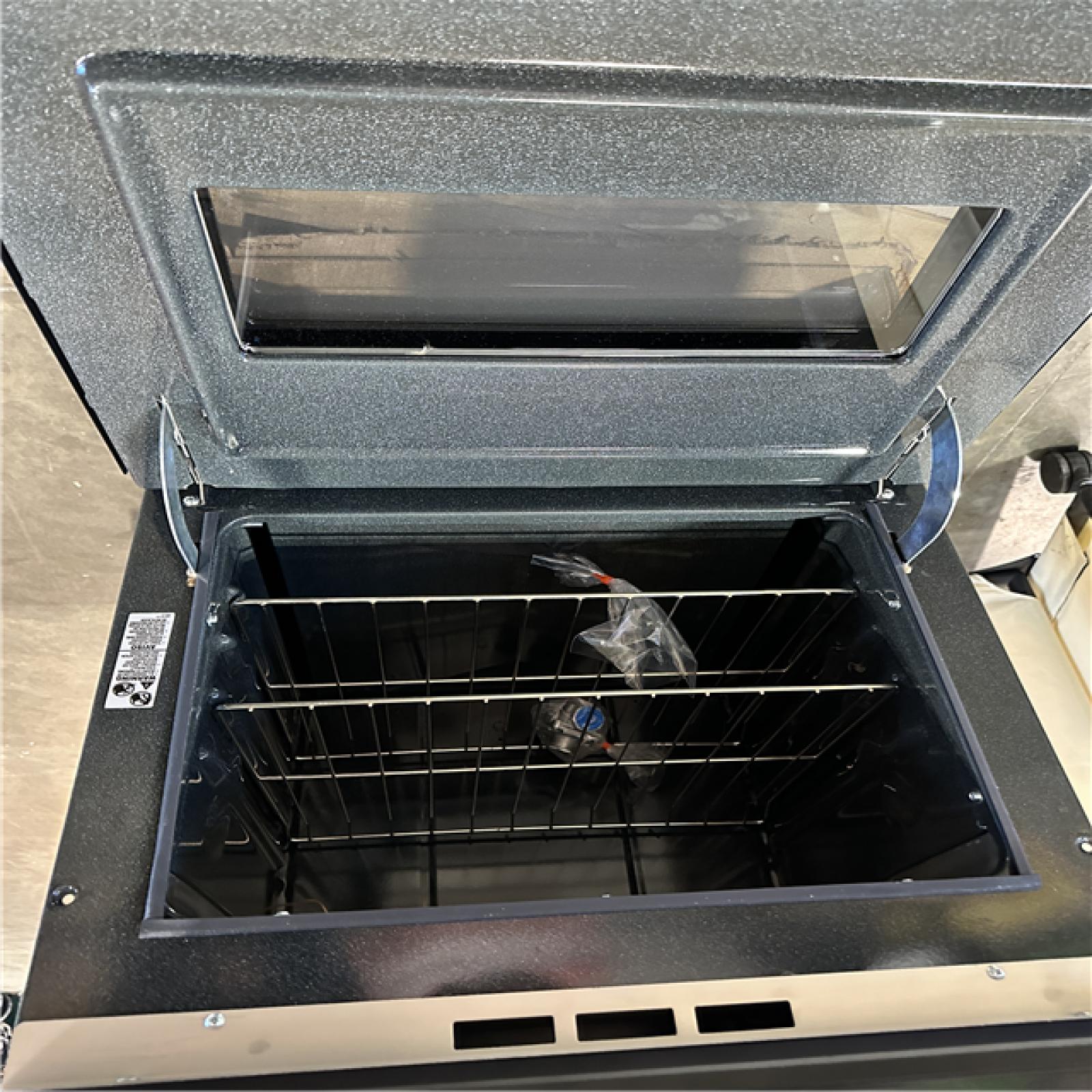 California ASIS SUMMIT Wall Oven in Black Model TTM7212DK