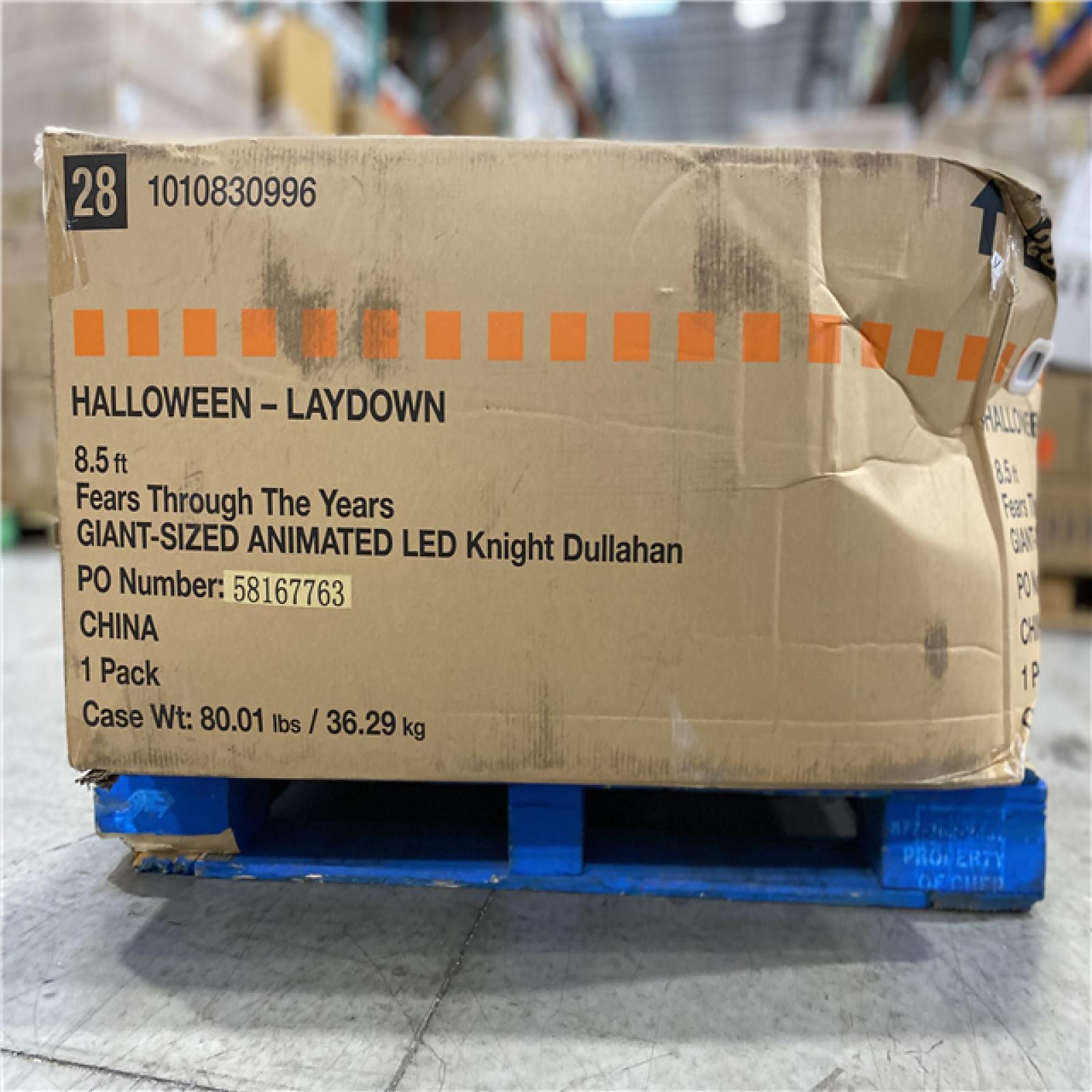 DALLAS LOCATION Home Accents Holiday 8.5 ft. GiantSized Animated LED