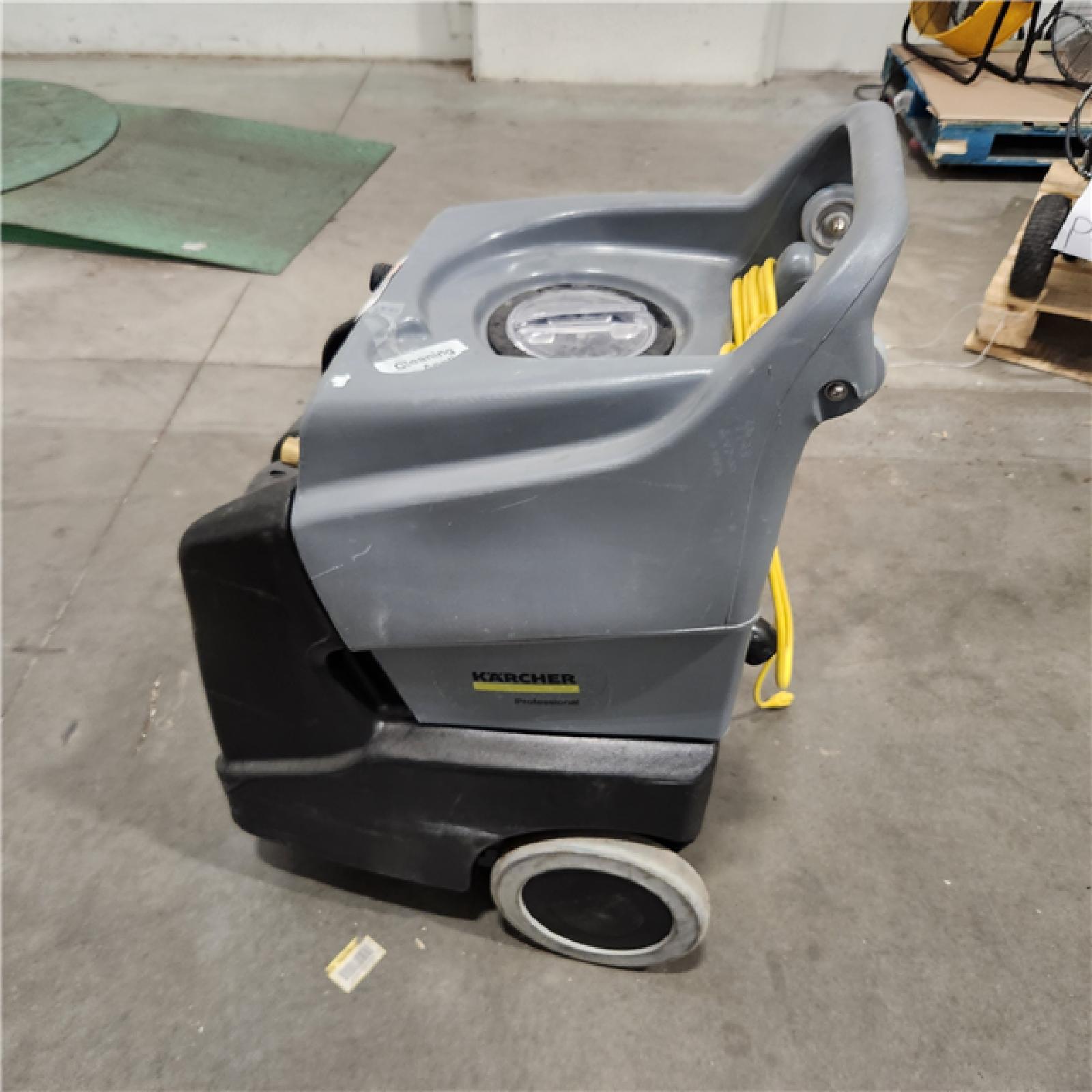 Dallas Location AsIs KARCHER SPRAY CLEANER Puzzi 50/14 E