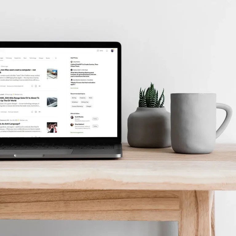 How to Write on Medium in 2024 (A Beginner's Guide)