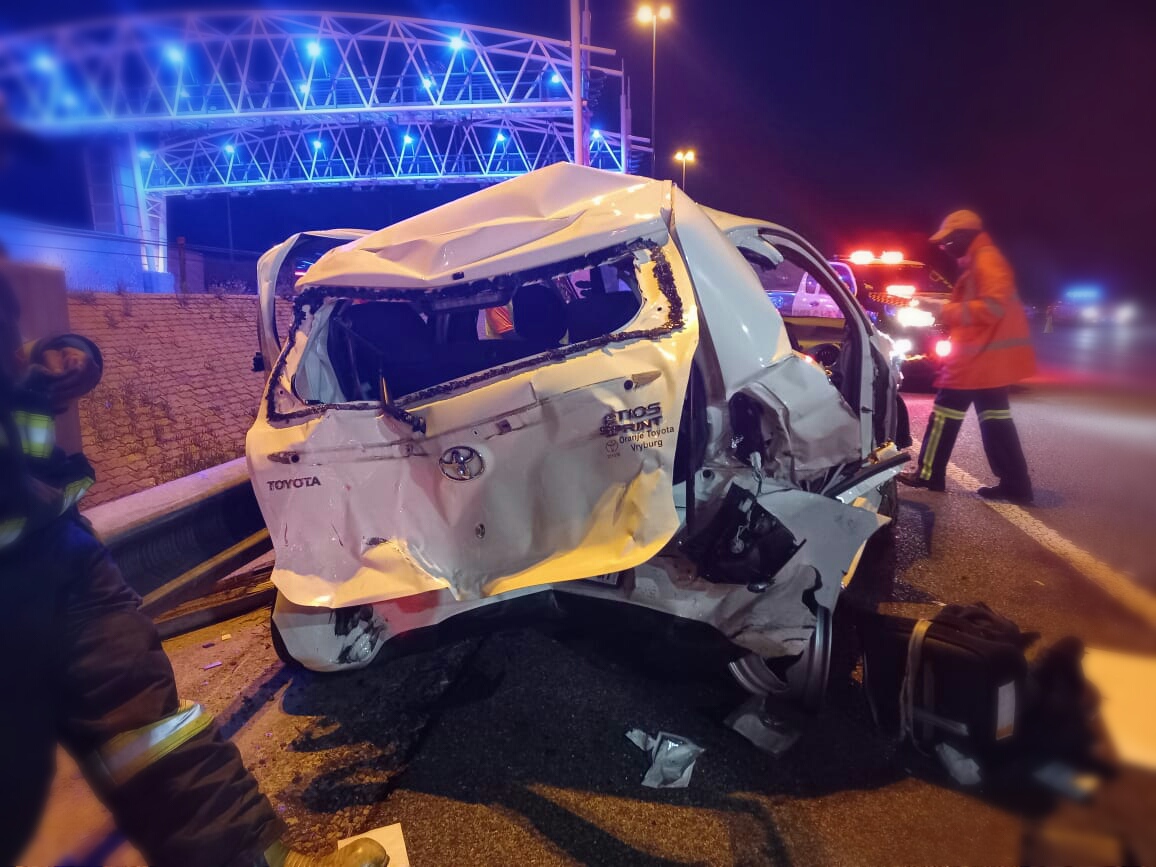 Accident on N1 south Family left with serious injuries(01)