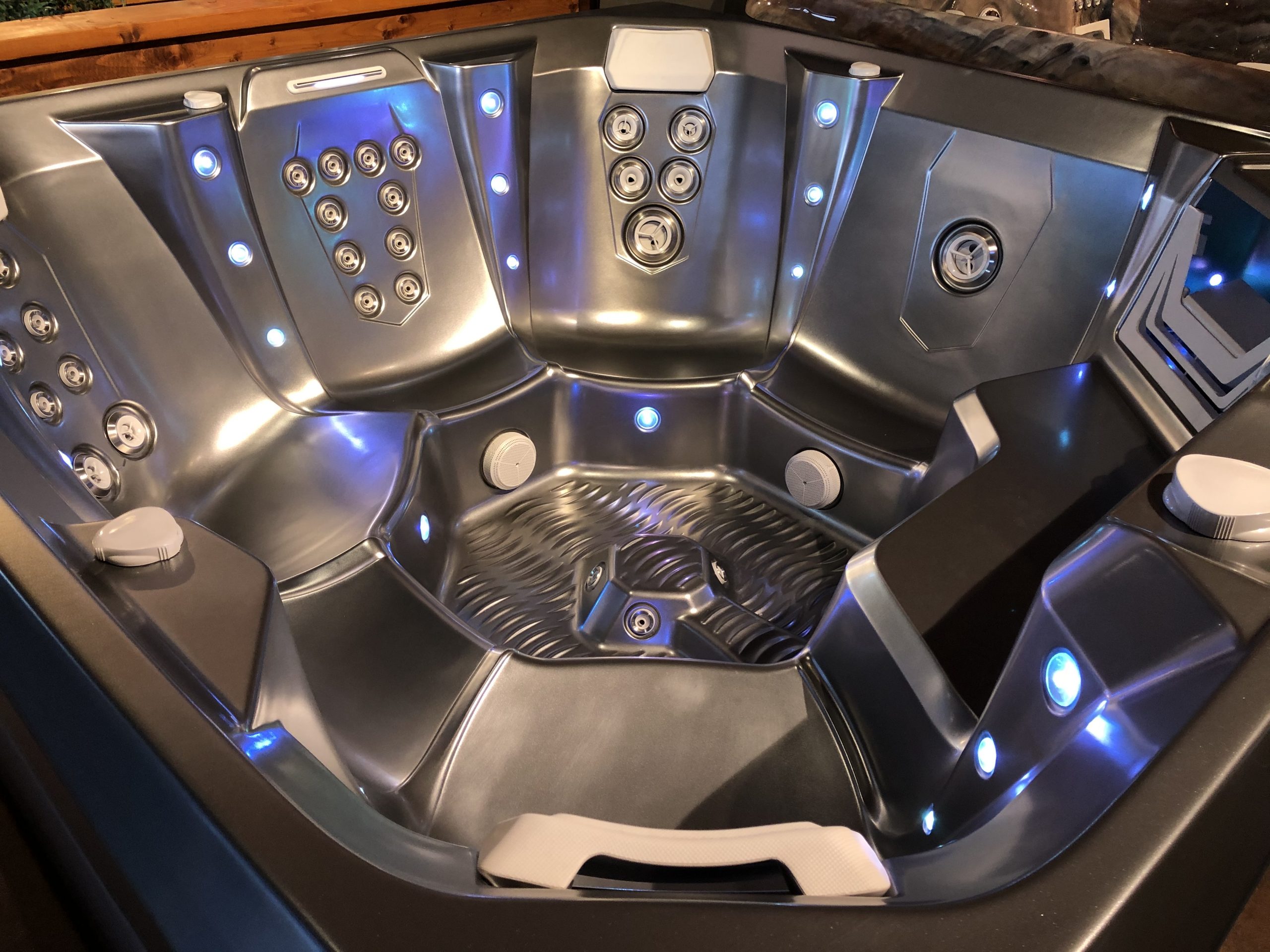 2017 Hot Spring Flash RPS Snake River Pool & Spa