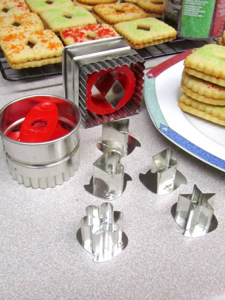 Review Wilton's Linzer Cookie Cutter Sets and Fall Sprinkles The