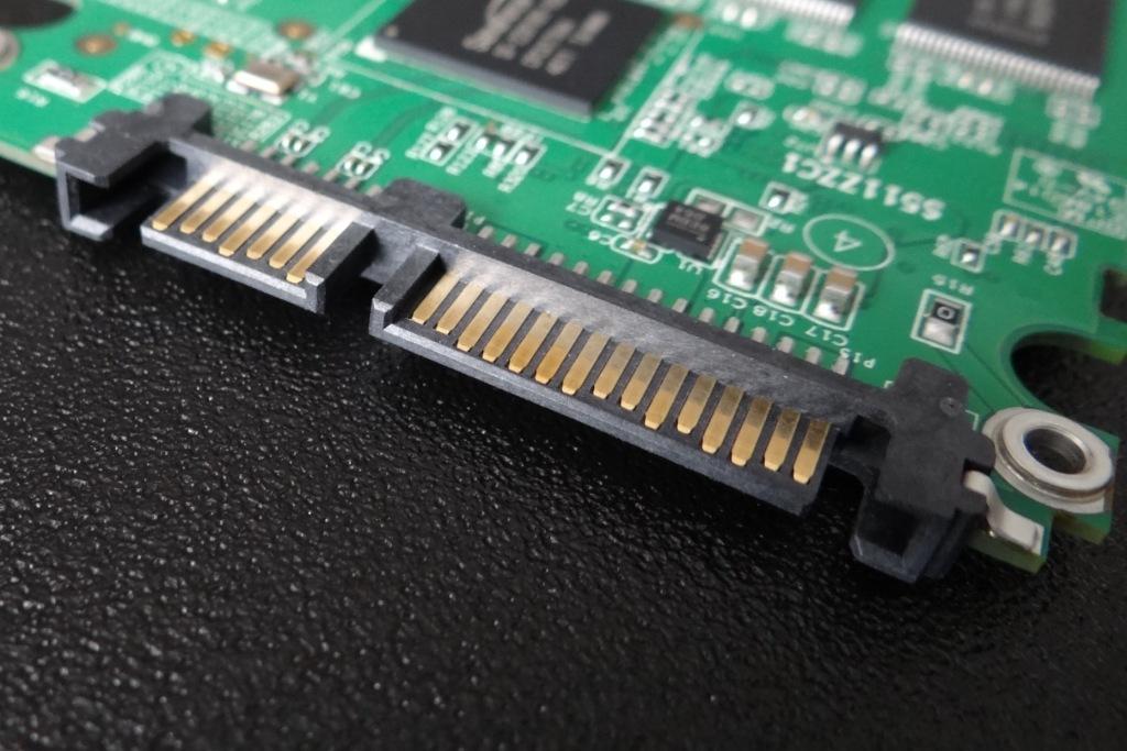 ADATA XPG SX900 256GB SATA 3 SSD Review Expanded Capacity and
