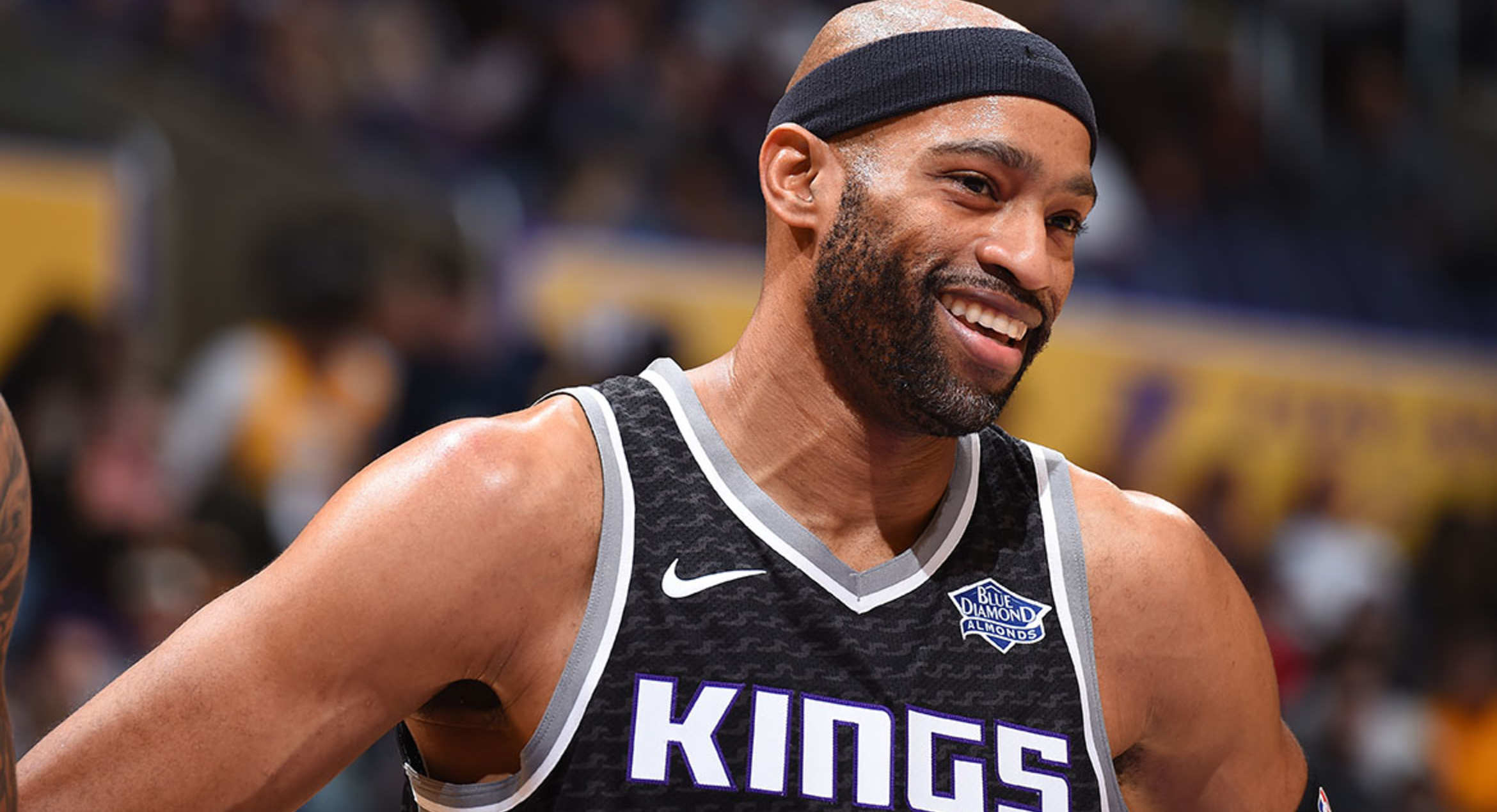 Why Do NBA Players Wear Headbands? The Stadiums Guide