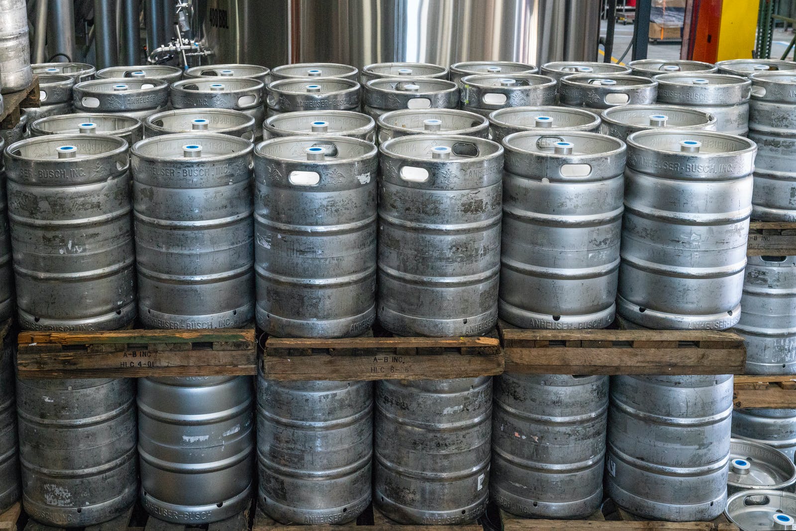 Homebrewing 101 A Beginner’s Guide to Kegging Beer The Suggested