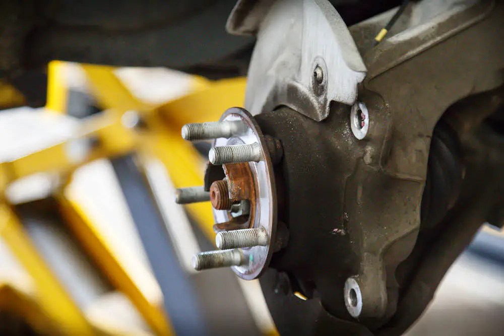How To Tell If Wheel Bearing Is Bad Common Signs & Symptoms