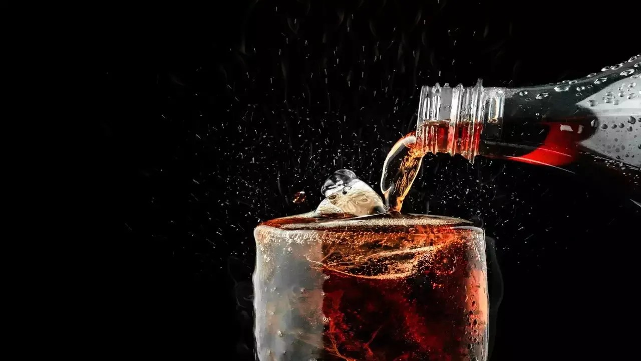Mixing alcohol with Coca Cola is actually a bad idea Serious side