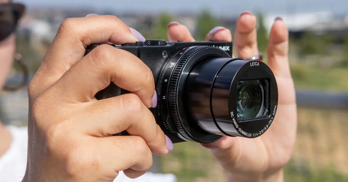 What Is a Point and Shoot Camera? The Tech Edvocate