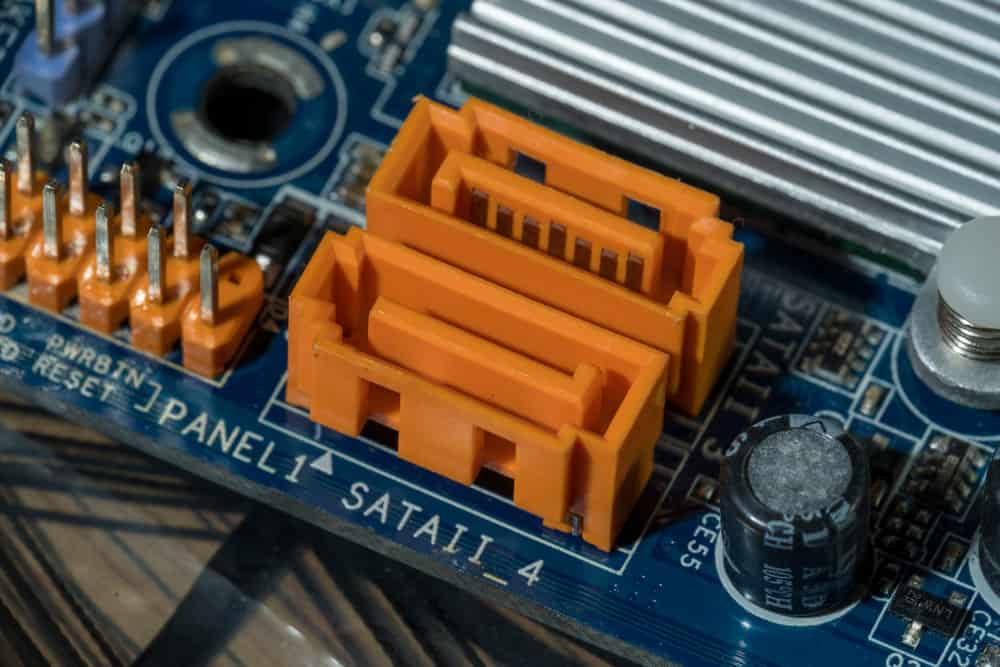 How Many SATA Ports Do I Have? (5 Ways To Tell)