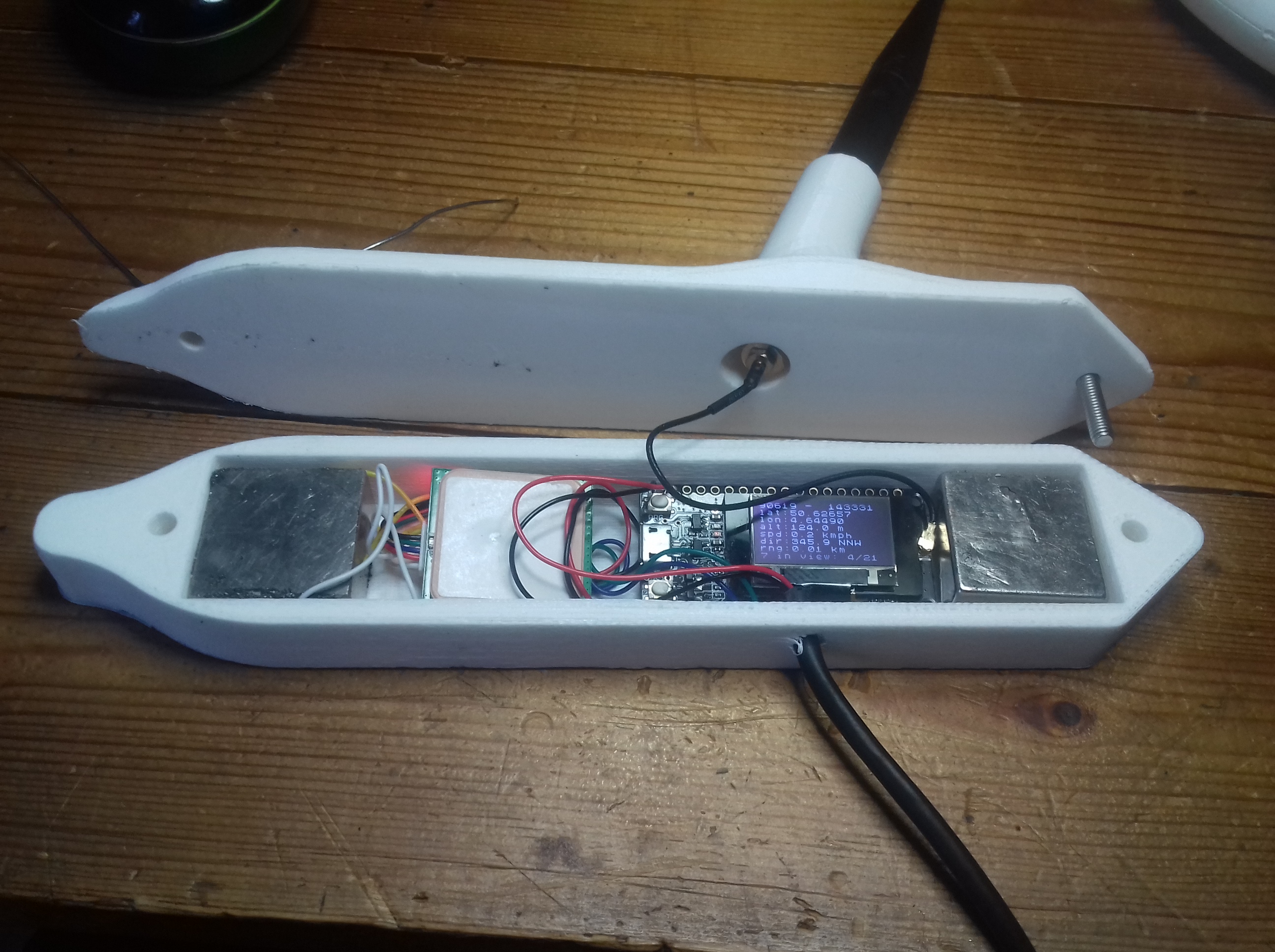 Homemade Esp32 gps tracker / NO sf8 and above The Things Network