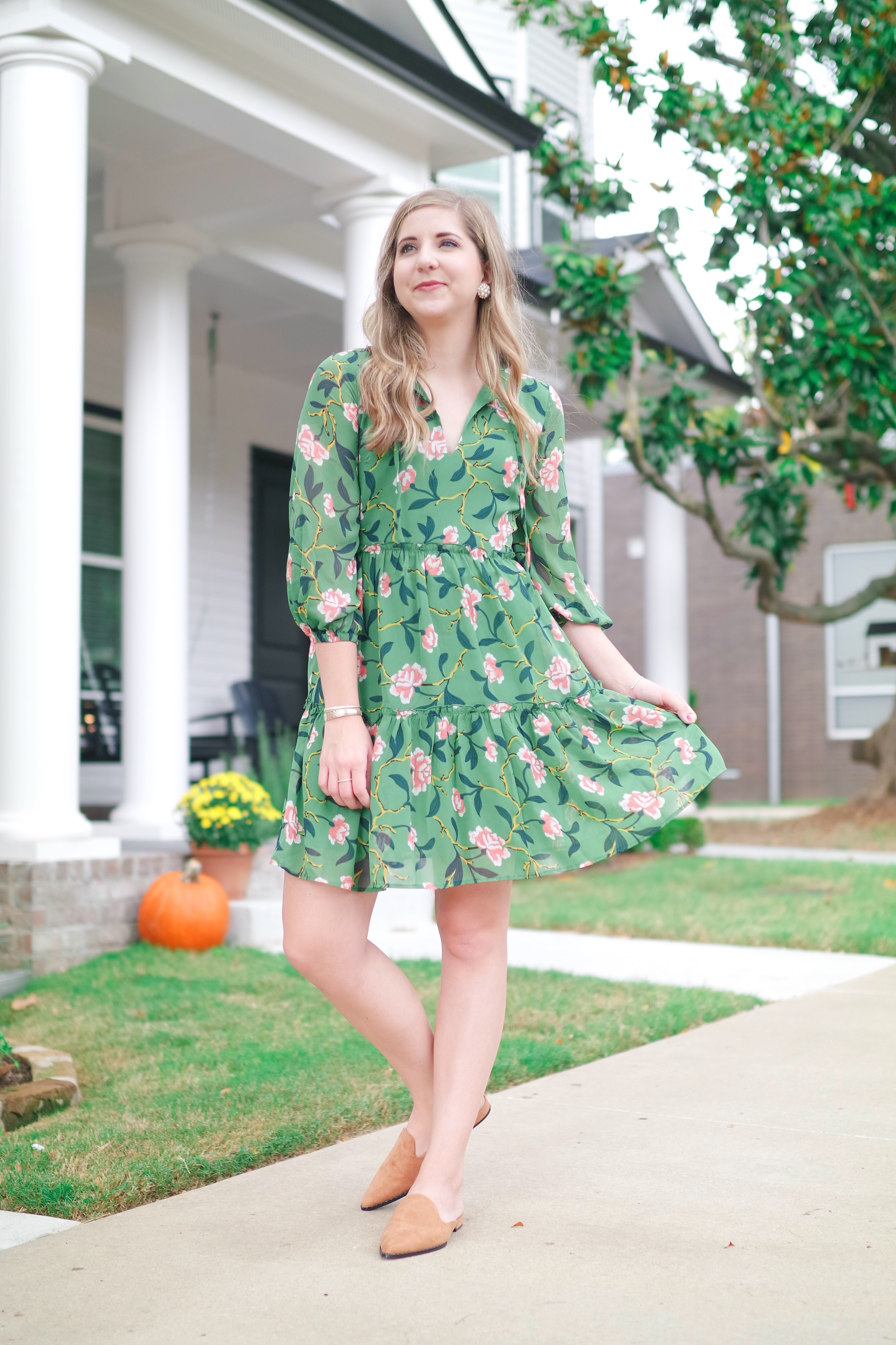 What To Look For In Fall Floral Dresses Thrifty Pineapple
