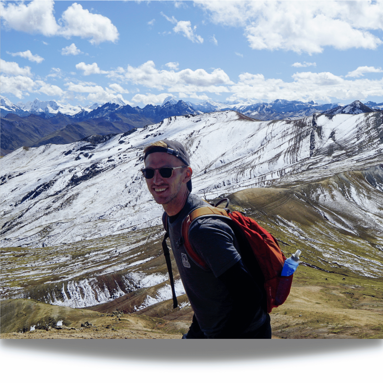 5 Best Backpacks for Frontier Airlines [Save on Fees!]