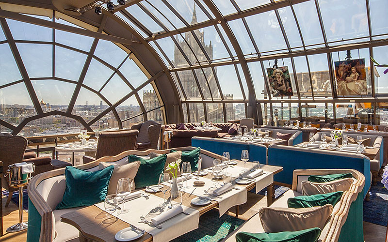 20 Amazing Rooftop Bars From Around The World