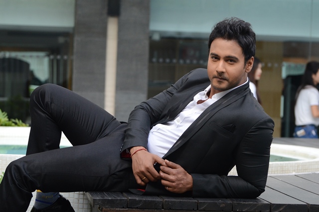 Yash Dasgupta wiki, bio, age, Wife, Profession | The Viral Blaze