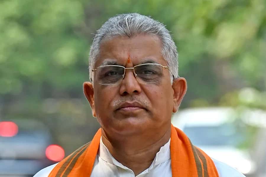 তারাতলার নির্মীয়মাণ গুদাম বিপর্যয়ে মৃত ৫, গাফিলতি ও দুর্নীতির অভিযোগে কড়া হুঁশিয়ারি দিলীপ ঘোষের! – এবেলা