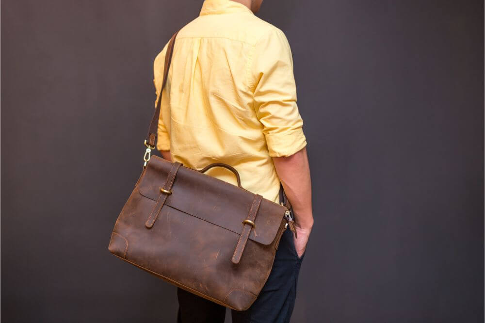 7 Types Of Messenger Bags [And When You'll Want Them]