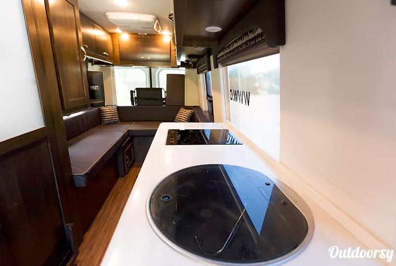 10 Best Camper & RV Rentals in Dallas, Texas // Rent The Perfect RV