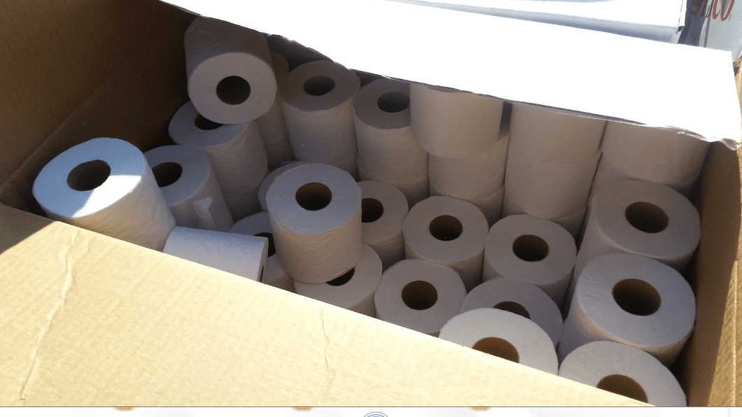 Two thousand rolls of toilet paper given out for free at final Toomer’s