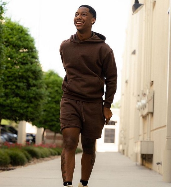 BadKid.Jay Age, Net Worth, Girlfriend, Family, Sisters and Biography