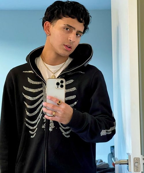 Blesiv Age, Net Worth, Girlfriend, Family, Height and Biography TheWikiFeed