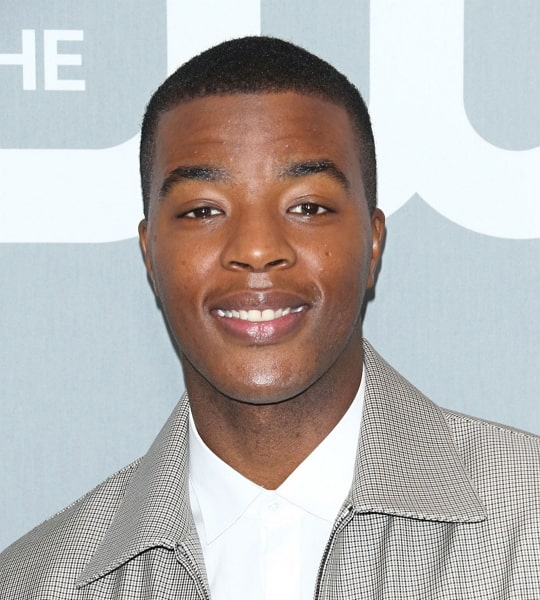 Daniel Ezra Age, Net Worth, Girlfriend, Family, Height and Biography