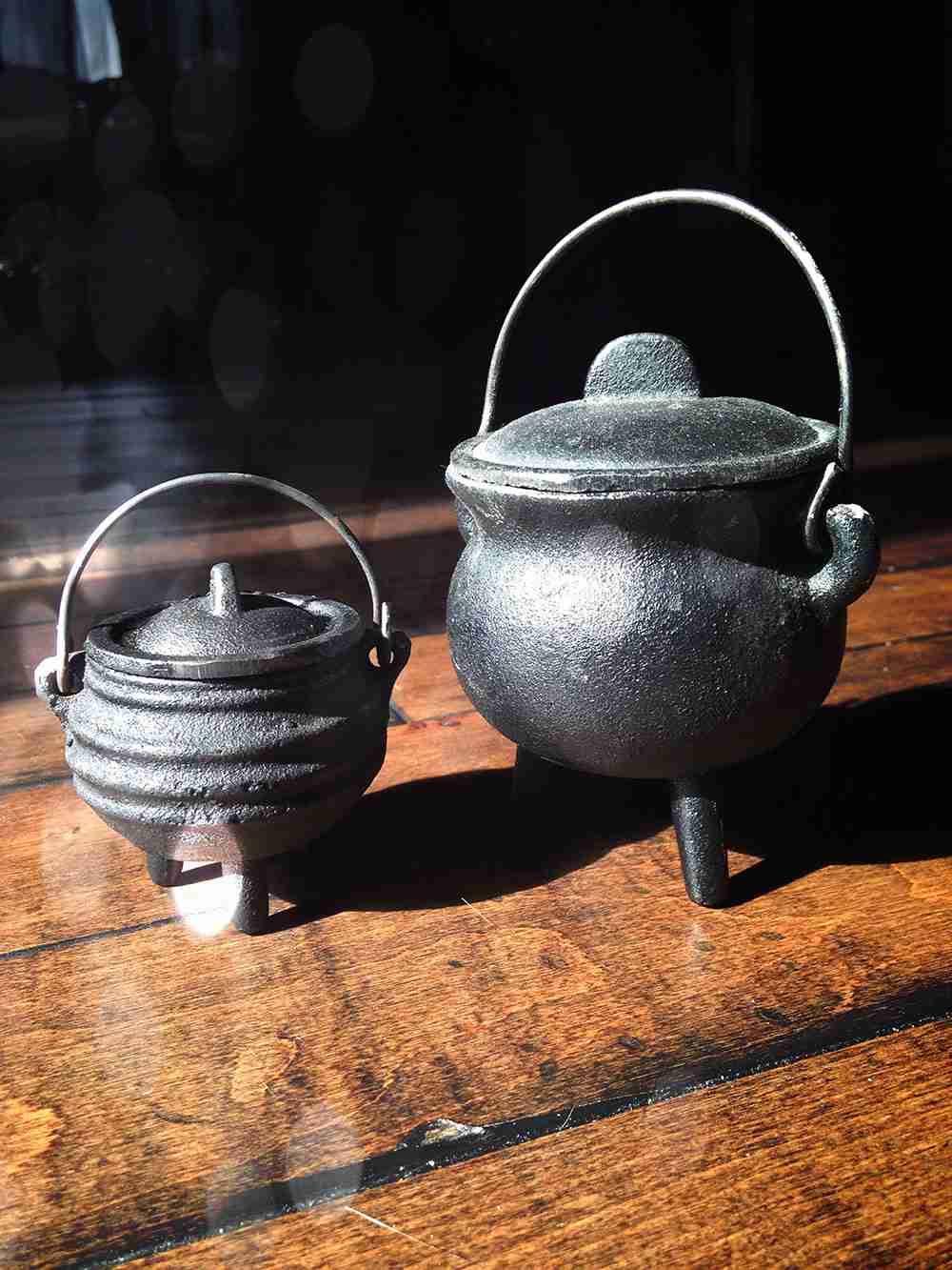 Cauldron Mini Mini TheWitchery.Ca