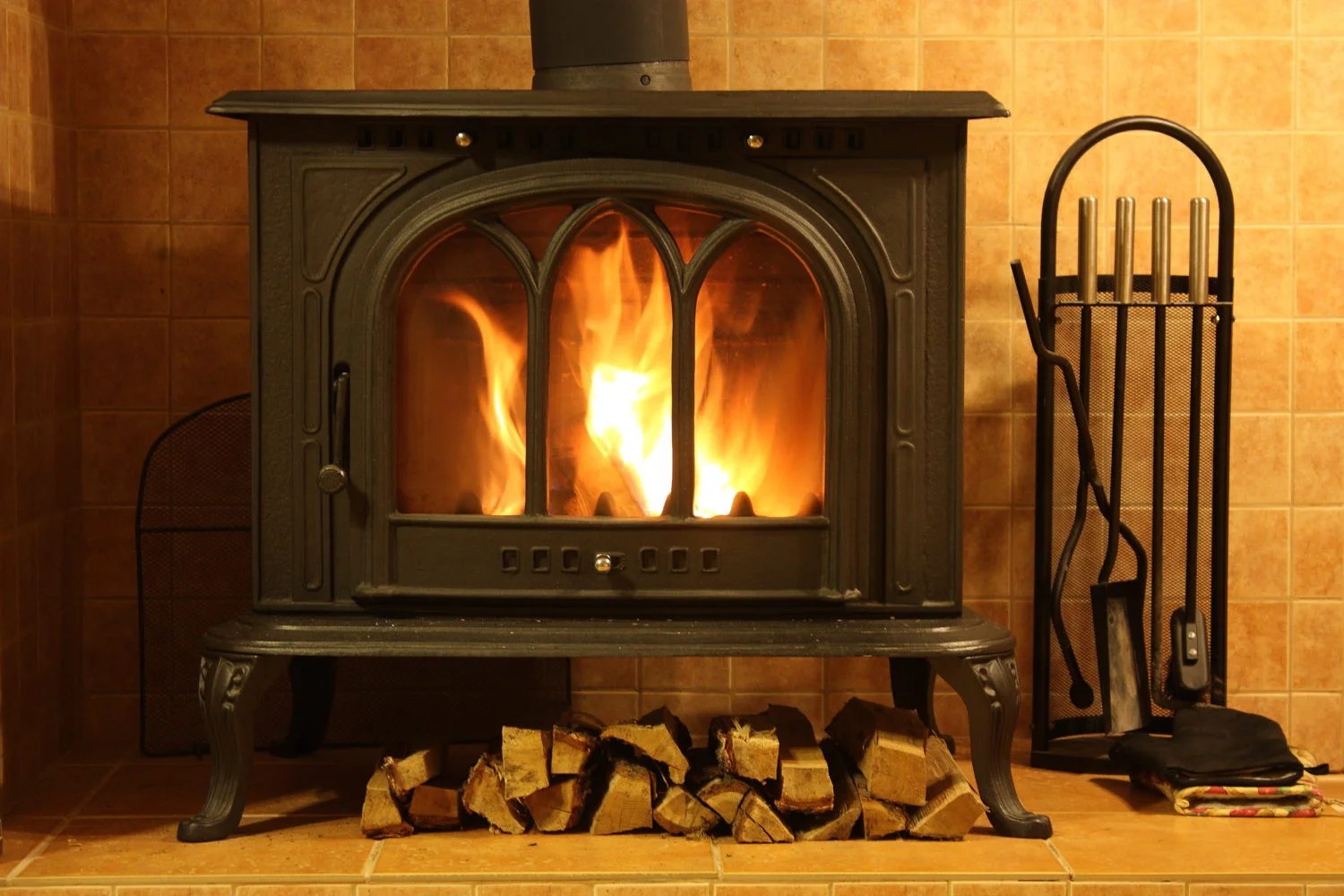 4 Essential Tips for Maintaining Your WoodBurning Fireplace