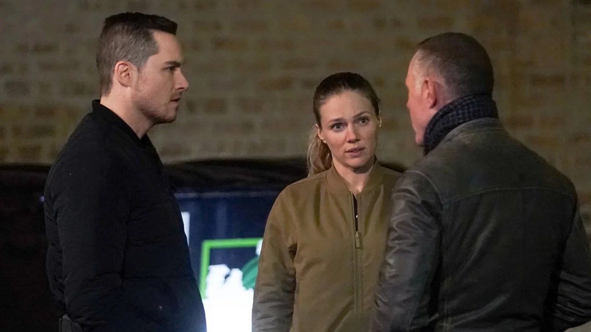 'Chicago P.D.' Star Tracy Spiridakos Calls Jesse Lee Soffer the