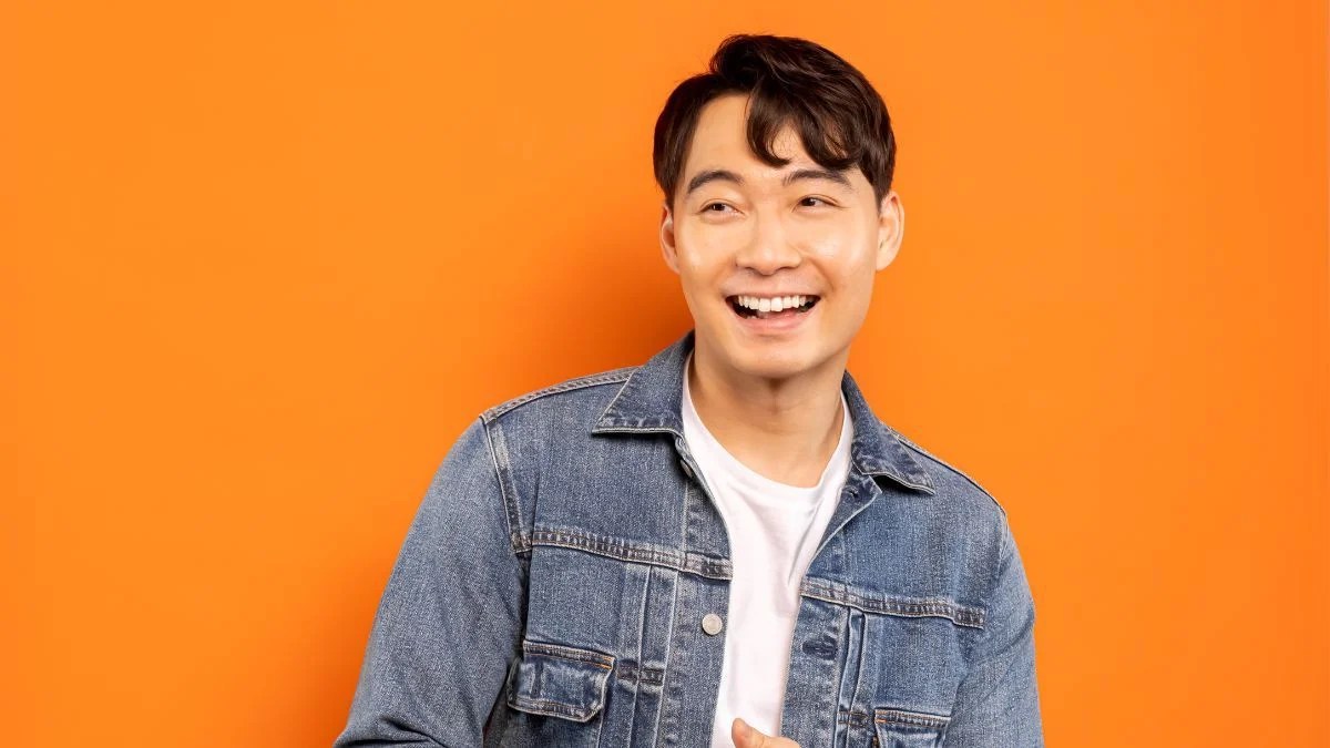 Nigel Ng Inks Deal with FilmRise to Distribute 'Uncle Roger'(014)
