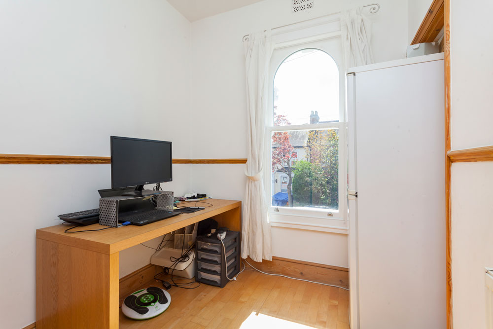 Forest Drive West, Upper Leytonstone E11 Theydons