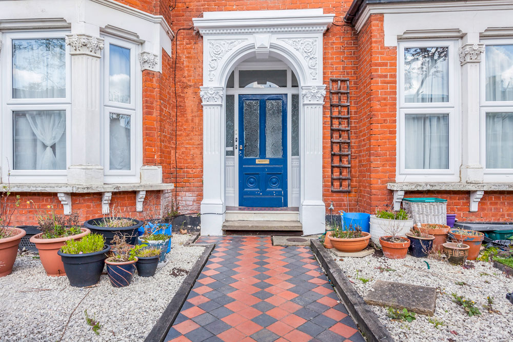 Forest Drive West, Upper Leytonstone E11 Theydons