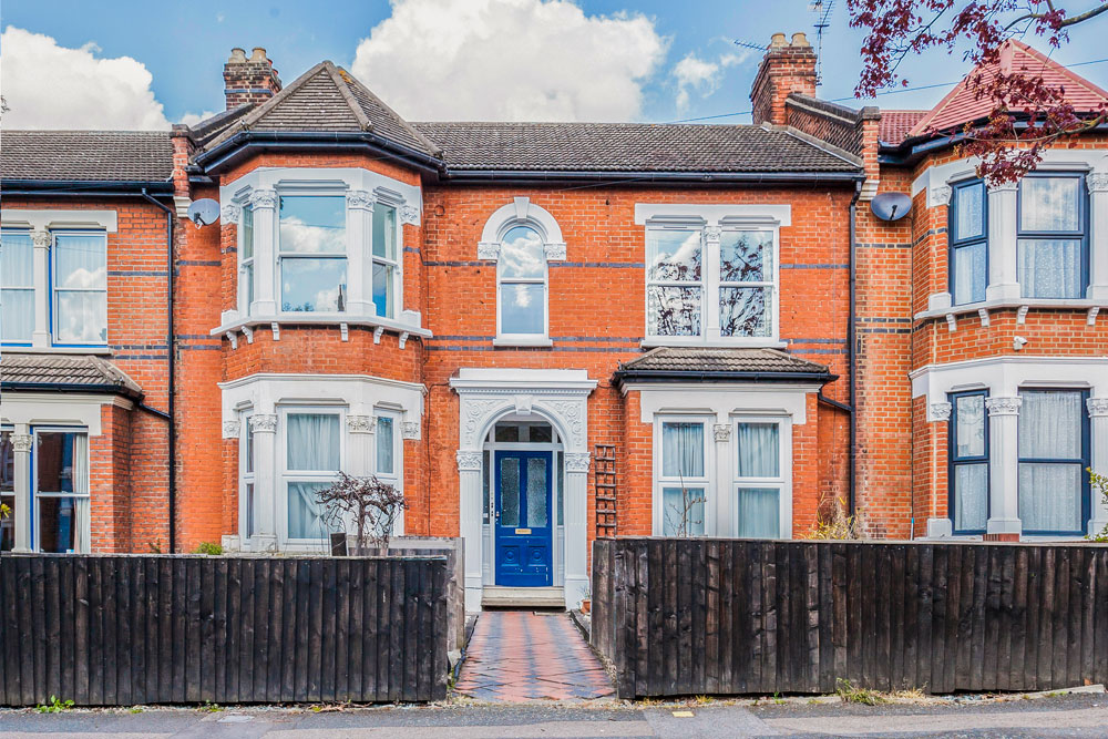 Forest Drive West, Upper Leytonstone E11 Theydons