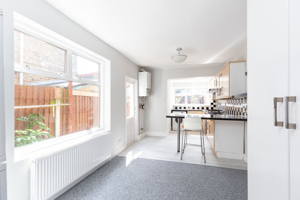 Carnarvon Road, Leyton E10 Theydons