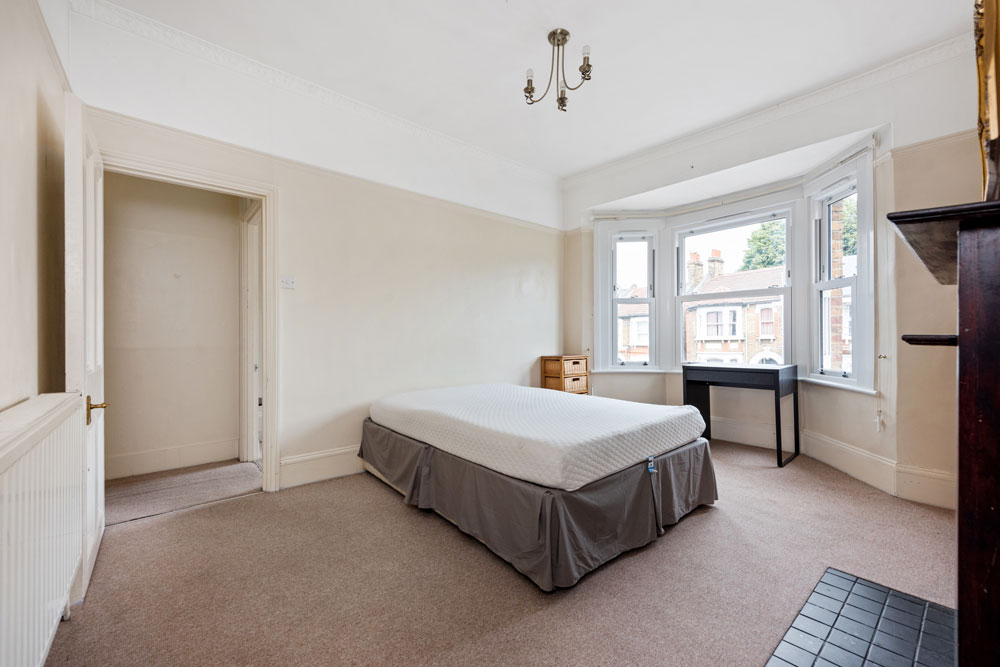 Chelmsford Road, Leytonstone E11 Theydons