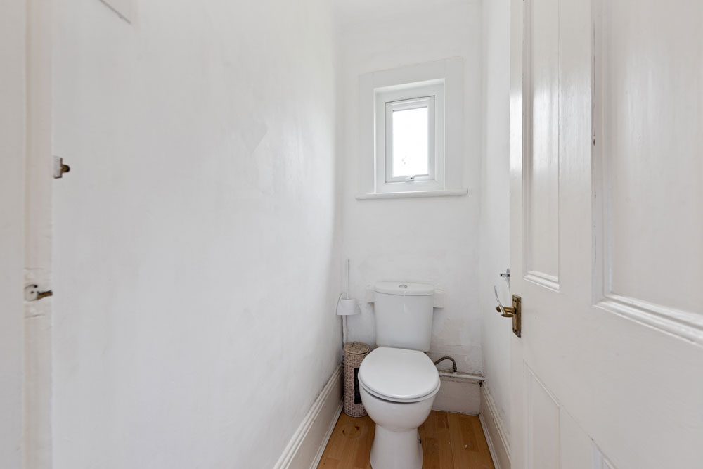 Chelmsford Road, Leytonstone E11 Theydons