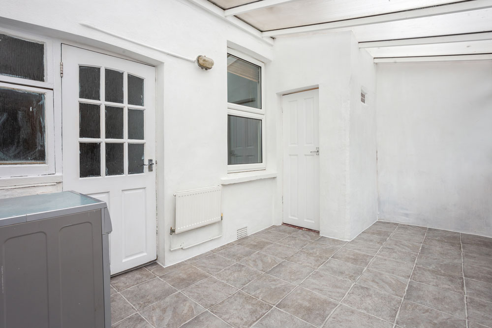 Oakdale Road, Leytonstone E11 Theydons